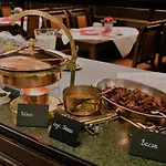 & Restaurant Zur Post מלון