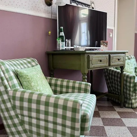 Garni Zur Post Hotel 2*