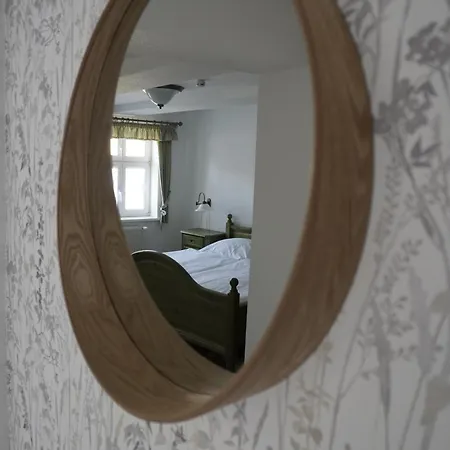 Hotel & Restaurant Zur Post 2*