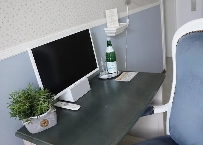 & Restaurant Zur Post Szálloda