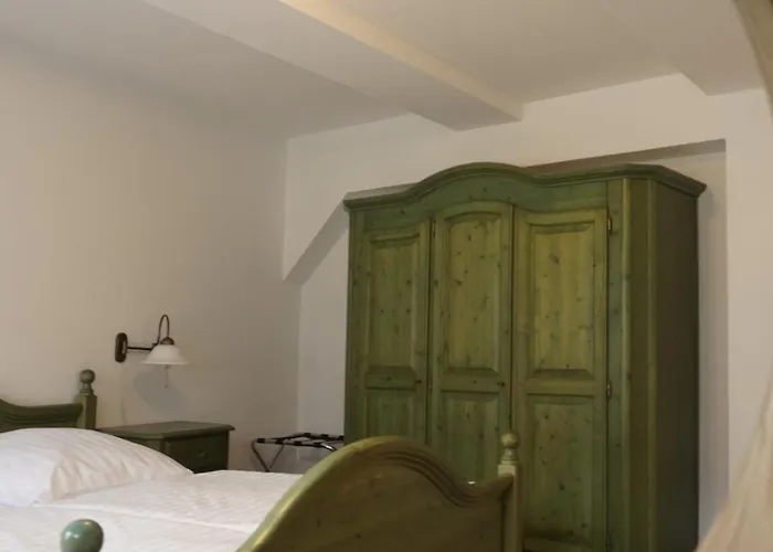 & Restaurant Zur Post Hotel 2*